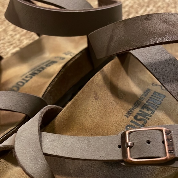 BIRKENSTOCK Yara sandals Worn once - Picture 3 of 6